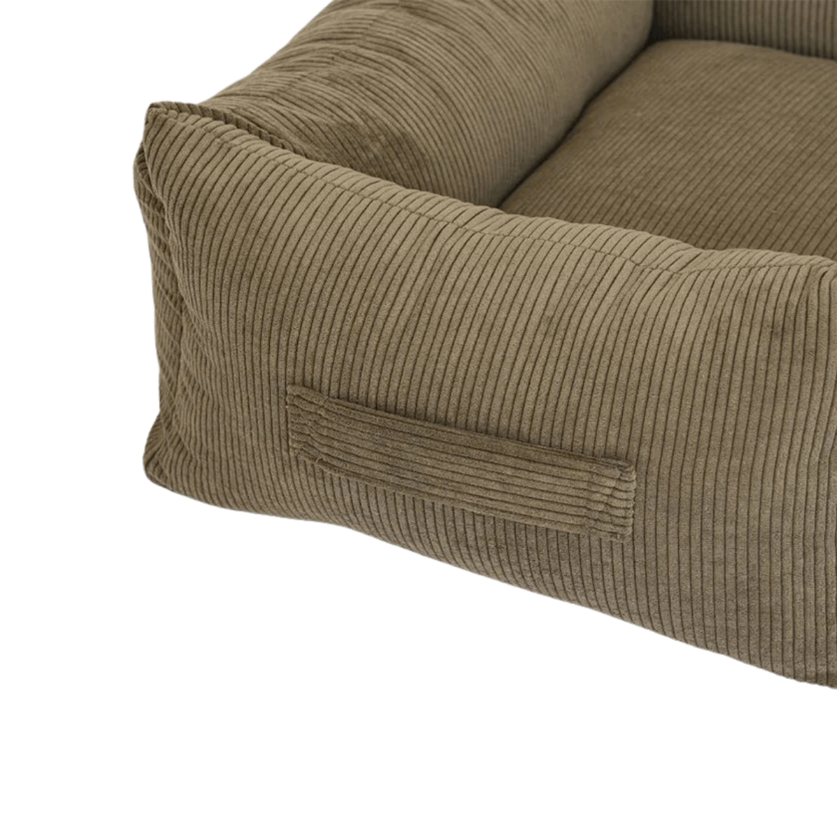 Close-up of the Pet & Co. khaki corduroy dog bed showing the integrated side handle for easy portability. Nahaufnahme des khakifarbenen Cord-Hundebetts von Pet & Co. mit seitlichem Griff für einfaches Tragen.Gros plan sur le panier pour chien en velours côtelé kaki de Pet & Co., avec poignée latérale intégrée.